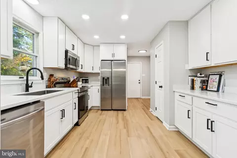 2765 Hamilton Rd, Waldorf, MD 20601 photo 5