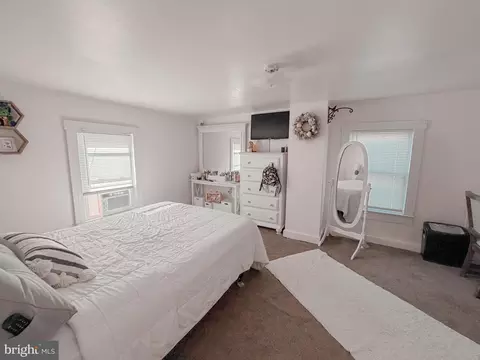 Bedroom - 7267 Benedict Ave, Benedict, MD 20612 photo 1 of 1