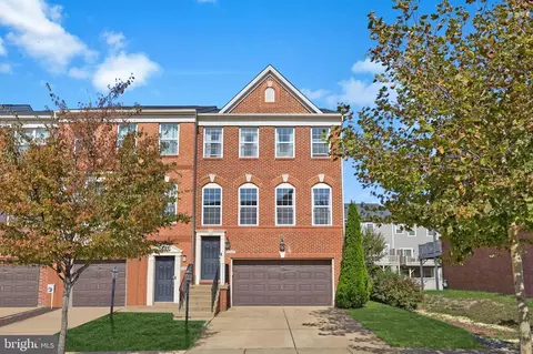 11366 Sandhurst Pl, White Plains, MD 20695