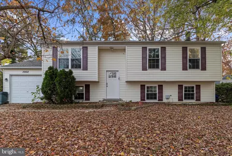 3902 Newman Ct, Waldorf, MD 20602
