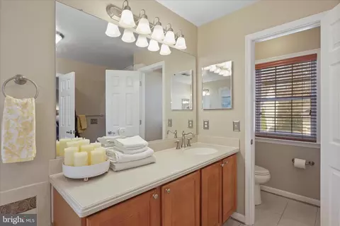 Bath - 5678 Cabinwood Ct, Indian Head, MD 20640 photo 2 of 6