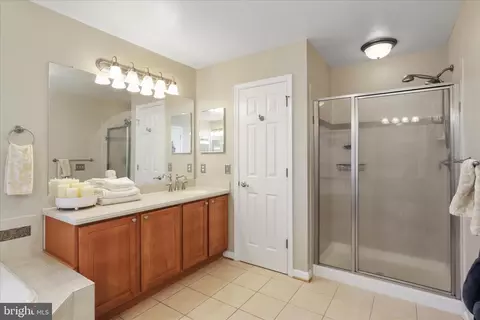 Bath - 5678 Cabinwood Ct, Indian Head, MD 20640 photo 1 of 6