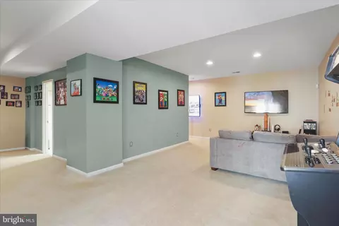 Entry Way - 5678 Cabinwood Ct, Indian Head, MD 20640 photo 12 of 14