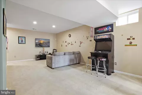 Entry Way - 5678 Cabinwood Ct, Indian Head, MD 20640 photo 11 of 14