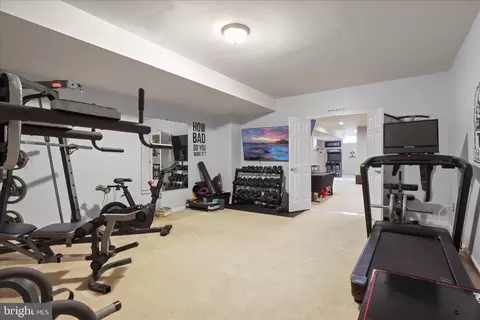 Entry Way - 5678 Cabinwood Ct, Indian Head, MD 20640 photo 14 of 14
