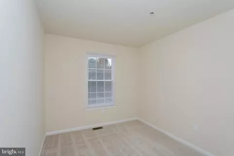 Bedroom - 5704 Springfish Pl, Waldorf, MD 20603 photo 10 of 11