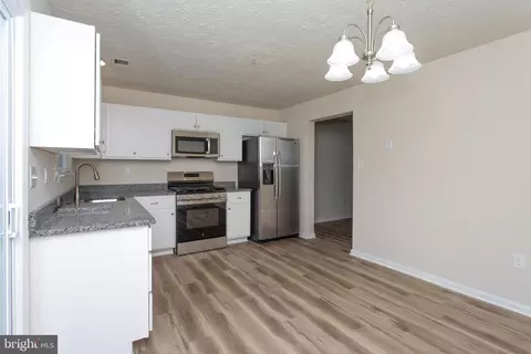 Kitchen - 5704 Springfish Pl, Waldorf, MD 20603 photo 1 of 6