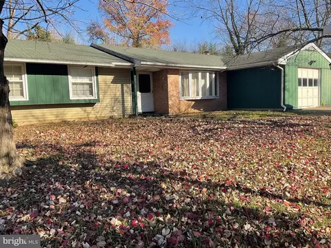 3203 Pinefield Cir, Waldorf, MD 20601