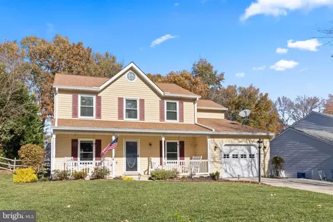 6881 Kangaroo Dr, Waldorf, MD 20603