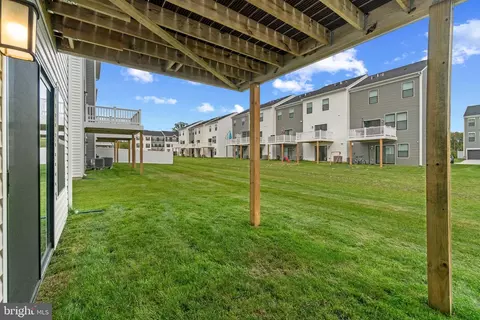 Exterior - 236 Soft Rush Ln, La Plata, MD 20646 photo 2 of 3