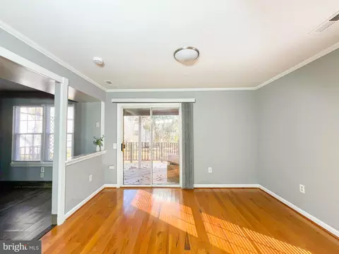 Living - 5112 Blacksmith Ct, Waldorf, MD 20603 photo 4 of 7