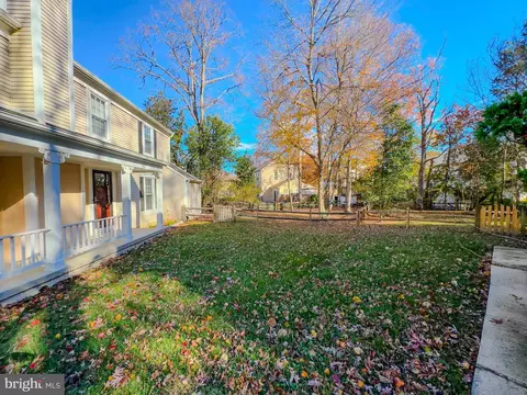 Exterior - 5112 Blacksmith Ct, Waldorf, MD 20603 photo 7 of 13