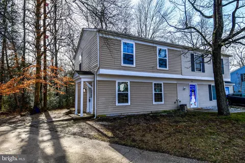 717 Brandon Cir, Waldorf, MD 20602
