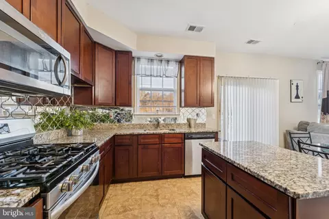 Kitchen - 2688 Winbrell Ct, Waldorf, MD 20601 photo 3 of 4