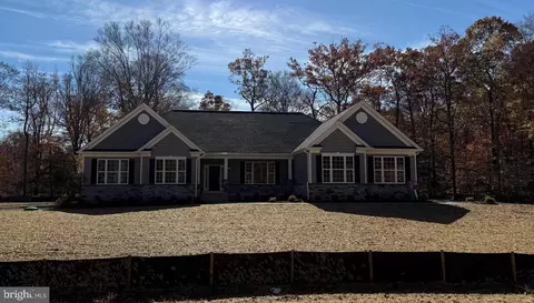 7946 William Smallwood Ct, La Plata, MD 20646