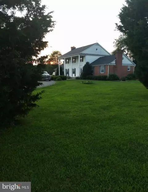 7146 Leonardtown Rd, Hughesville, MD 20637