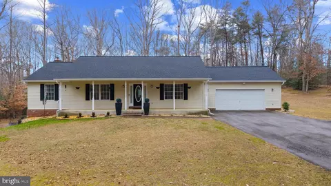 4750 Dearborn Pl, Waldorf, MD 20601