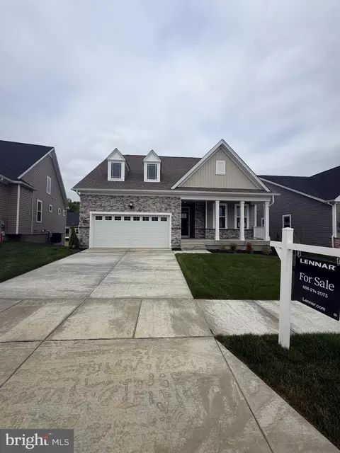 10041 Shenandoah Ln, White Plains, MD 20695