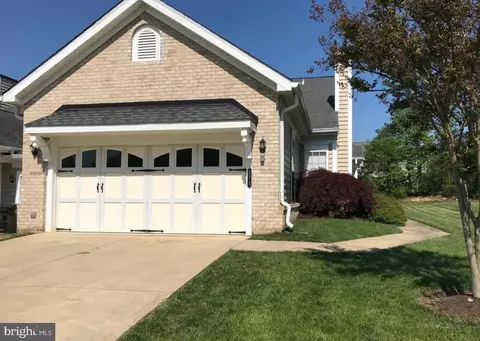 272 Williamsburg Cir, La Plata, MD 20646