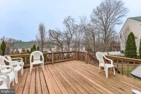 Exterior - 2264 Rolling Meadows St, Waldorf, MD 20601 photo 4 of 8