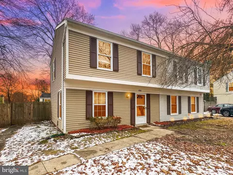 4818 Underwood Ct, Waldorf, MD 20602