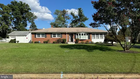 2784 Moran Dr, Waldorf, MD 20601