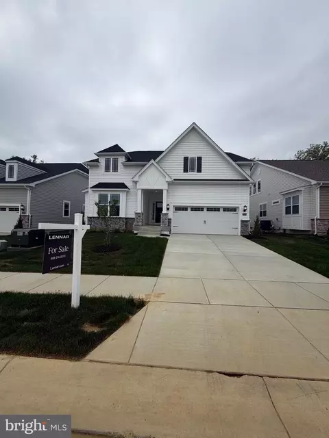 10095 Shenandoah Ln, White Plains, MD 20695
