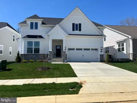 10095 Shenandoah Ln, White Plains, MD 20695