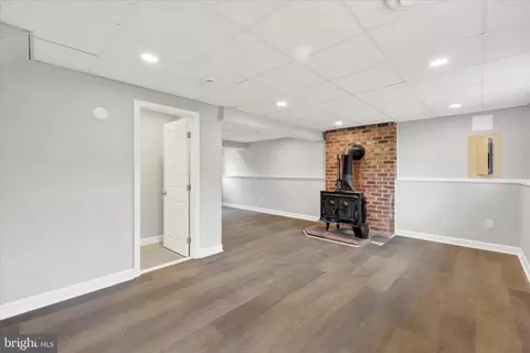 Living - 2240 Bridle Path Dr, Waldorf, MD 20601 photo 4 of 4