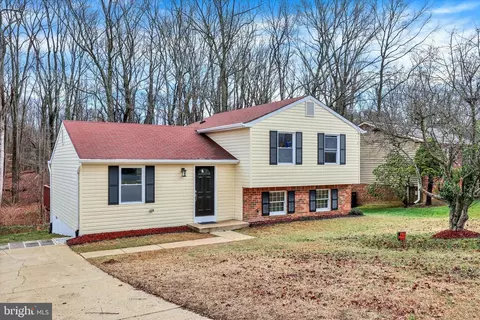 Exterior - 2240 Bridle Path Dr, Waldorf, MD 20601 photo 2 of 4
