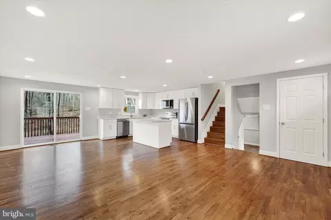 Living - 2240 Bridle Path Dr, Waldorf, MD 20601 photo 1 of 4