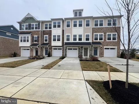10972 Barnard Pl, White Plains, MD 20695