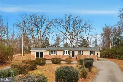 8710 Sum Pl, Charlotte Hall, MD 20622