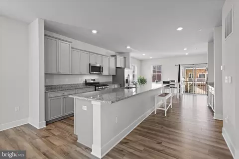 4108 Hatley Pl, White Plains, MD 20695