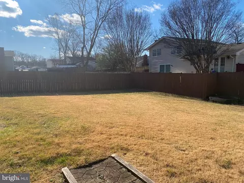 Exterior - 5932 Michael Rd, Waldorf, MD 20601 photo 3 of 5
