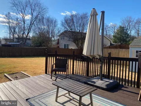 Exterior - 5932 Michael Rd, Waldorf, MD 20601 photo 4 of 5