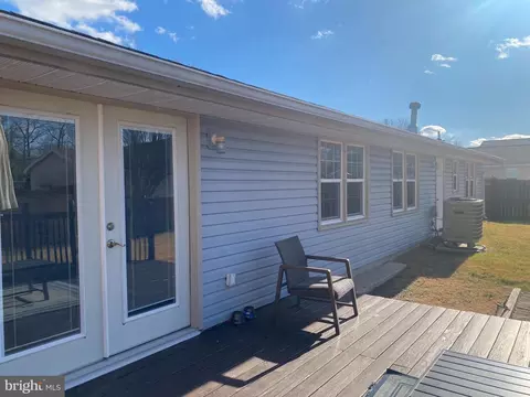 Exterior - 5932 Michael Rd, Waldorf, MD 20601 photo 2 of 5