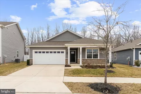 367 Forest Edge Ave, La Plata, MD 20646