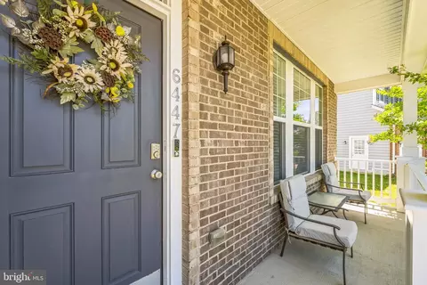 Exterior - 6447 Ocelot St, Waldorf, MD 20603 photo 3 of 5