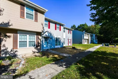 4419 Eagle Ct, Waldorf, MD 20603 photo 2
