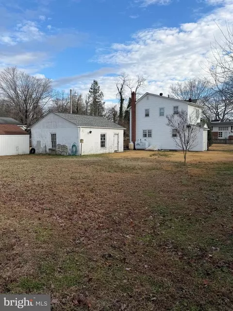 Exterior - 7203 Benedict Ave, Benedict, MD 20612 photo 2 of 5