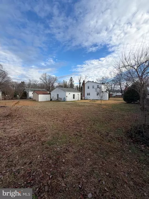 Exterior - 7203 Benedict Ave, Benedict, MD 20612 photo 3 of 5