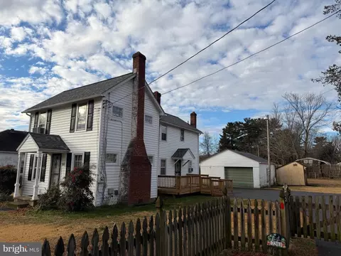 Exterior - 7203 Benedict Ave, Benedict, MD 20612 photo 1 of 5