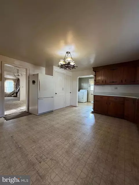 Entry Way - 7203 Benedict Ave, Benedict, MD 20612 photo 1 of 2
