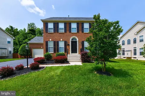 10571 Sourwood Ave, Waldorf, MD 20603