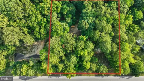 11075 Creeks Pl, Charlotte Hall, MD 20622