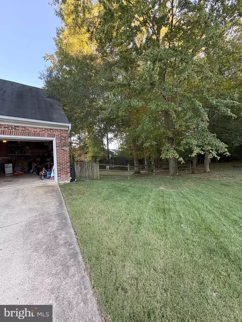 Exterior - 2485 Ryce Dr, Waldorf, MD 20601 photo 3 of 9