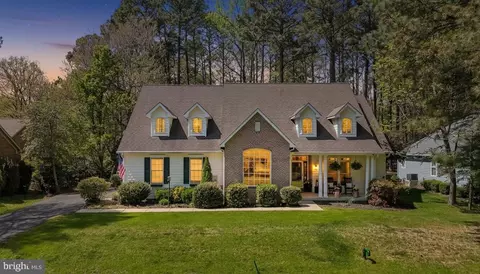 14855 King Charles, Issue, MD 20645