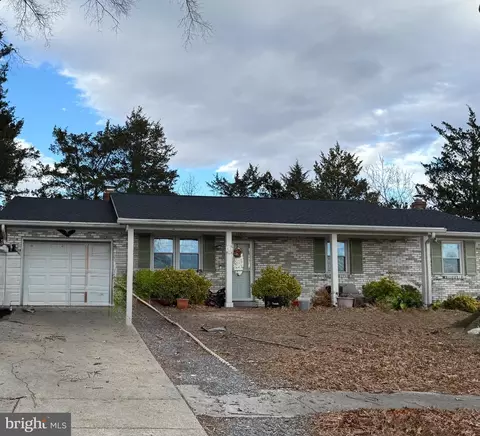10856 Jodphur Ct, Waldorf, MD 20601