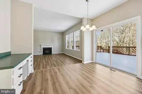 Living - 11322 Quietfields St, Waldorf, MD 20601 photo 5 of 11